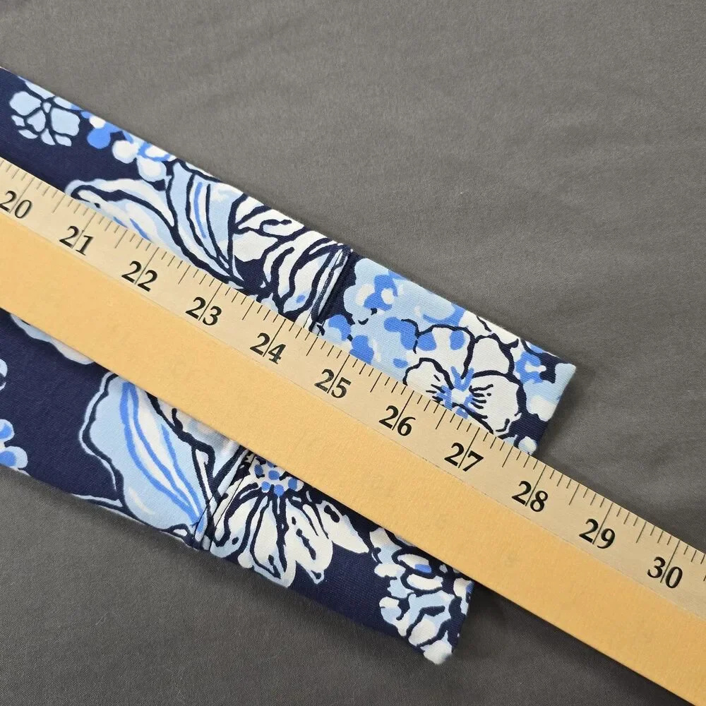 Lilly Pulitzer UPF 50 Skipper Popover Low Tide Navy Bouquet All Day Medium - Picture 9 of 13